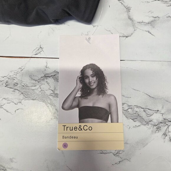 True & Co Extra Large Black Bandeau with Removable Strap NWOT - Picture 2 of 4